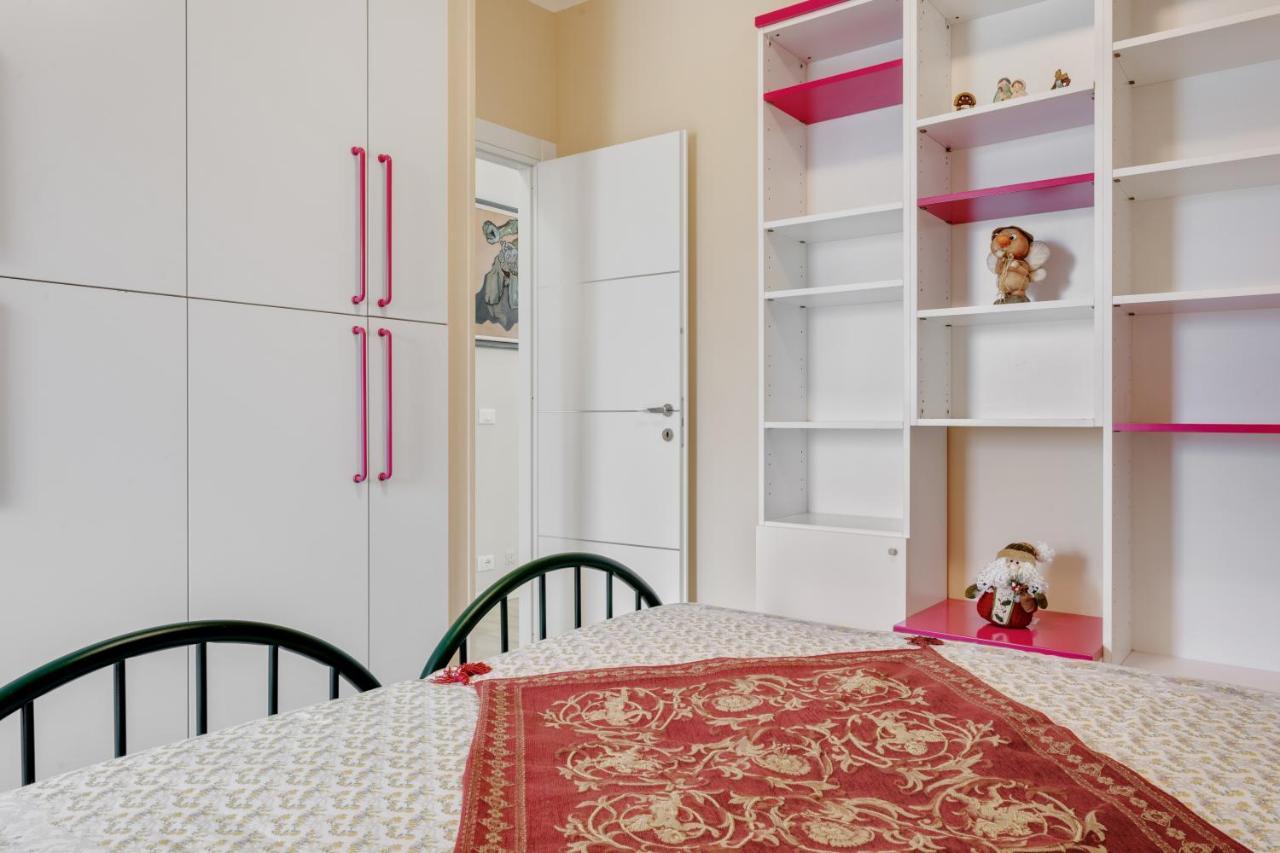 Apartament Luni Mare Bright Terrace Flat With Parking Marinella di Sarzana Zewnętrze zdjęcie