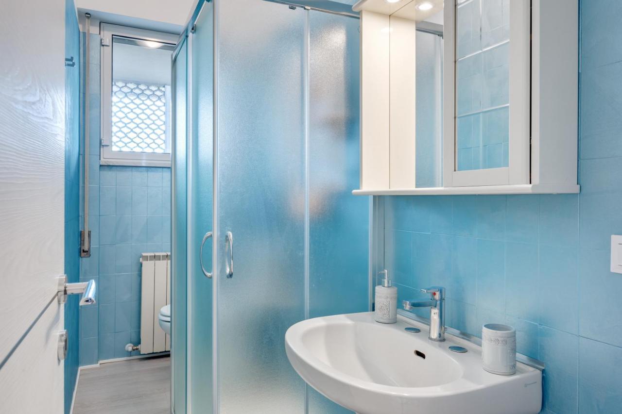 Apartament Luni Mare Bright Terrace Flat With Parking Marinella di Sarzana Zewnętrze zdjęcie